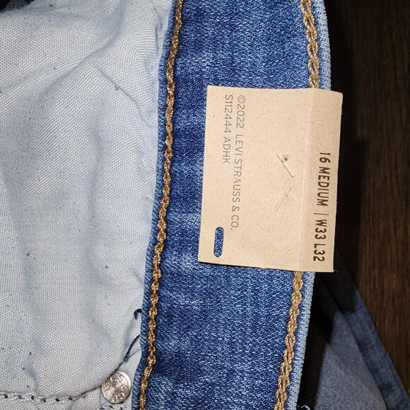 Levi’s Classic Bootcut Jeans NWT Size 16 Medium Wash Blue - Picture 13 of 16
